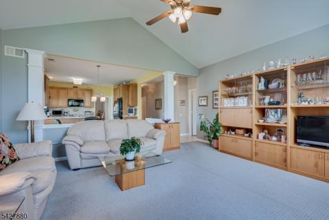 281 Longwood Lane Franklin NJ 08873