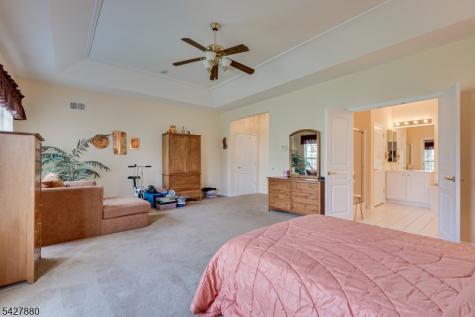 281 Longwood Lane Franklin NJ 08873