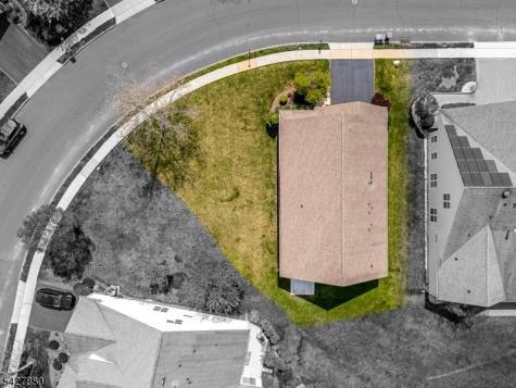 281 Longwood Lane Franklin NJ 08873