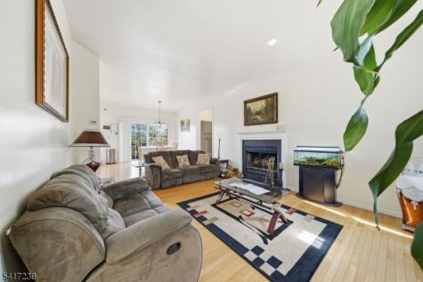 15 Dana Drive Andover NJ 07848