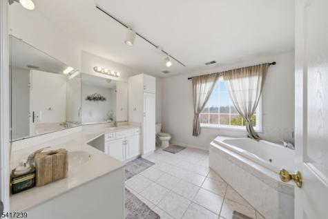 15 Dana Drive Andover NJ 07848