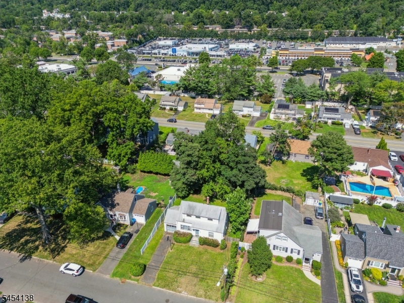 442 Oakridge Avenue North Plainfield NJ 07063