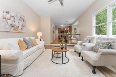 18 Bridle Path Drive Bethlehem NJ 08802