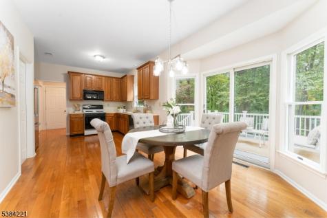 18 Bridle Path Drive Bethlehem NJ 08802