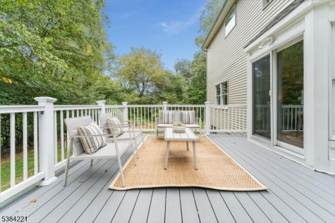 18 Bridle Path Drive Bethlehem NJ 08802