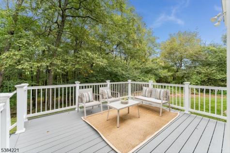 18 Bridle Path Drive Bethlehem NJ 08802