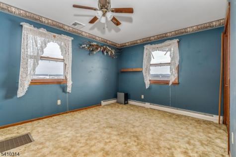 252 Mountain View Road Franklin NJ 08802