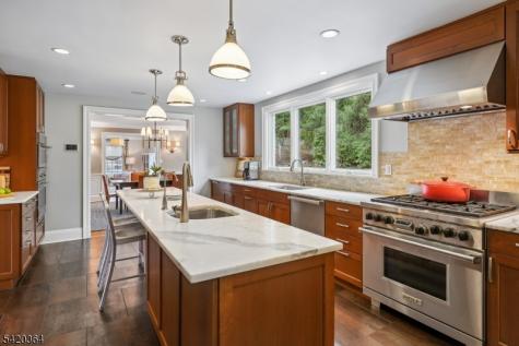 70 Yantacaw Brook Road Montclair NJ 07043