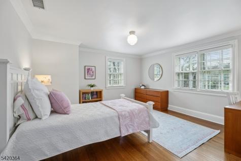 70 Yantacaw Brook Road Montclair NJ 07043