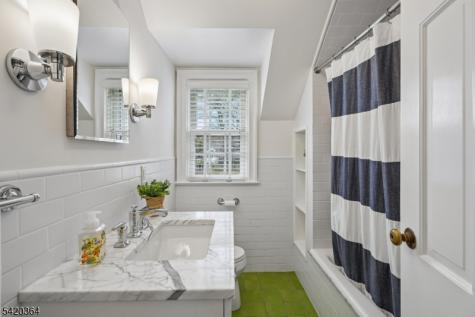70 Yantacaw Brook Road Montclair NJ 07043
