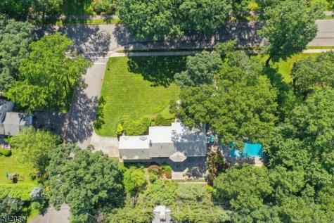 70 Yantacaw Brook Road Montclair NJ 07043