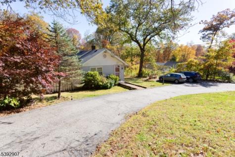 318 Germantown Road West Milford NJ 07480