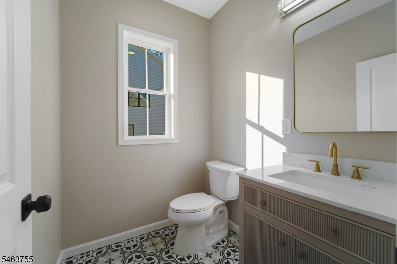 6 Chamberlain Lane Mount Olive NJ 07828