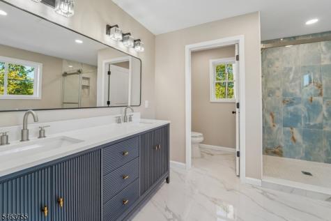 6 Chamberlain Lane Mount Olive NJ 07828