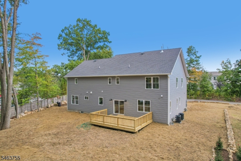 6 Chamberlain Lane Mount Olive NJ 07828