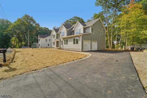 6 Chamberlain Lane Mount Olive NJ 07828