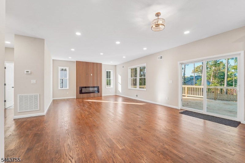 6 Chamberlain Lane Mount Olive NJ 07828