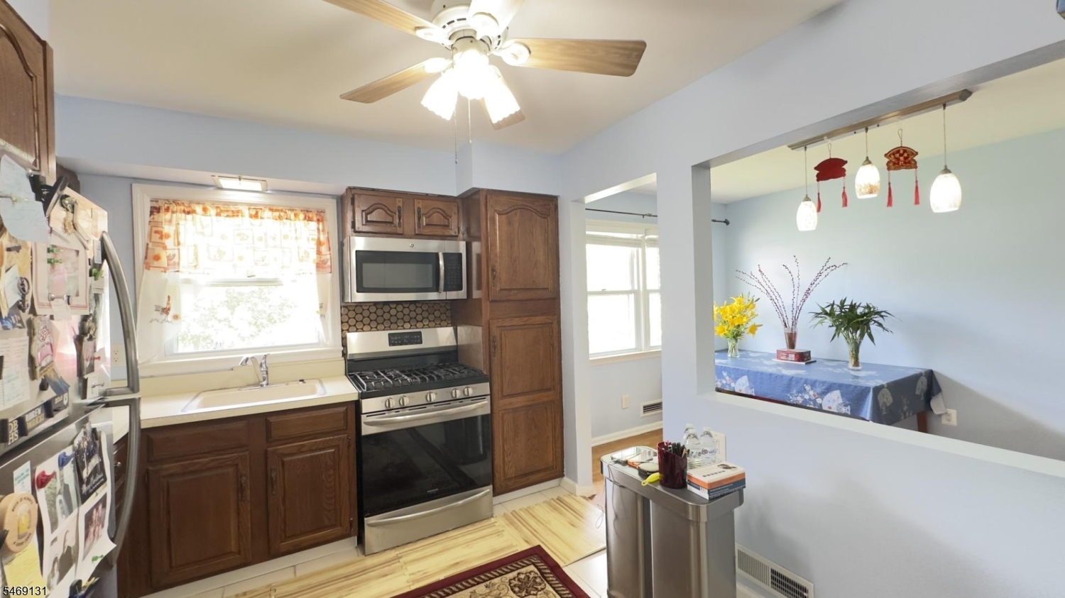 1257 Shaffer Avenue Roselle NJ 07203