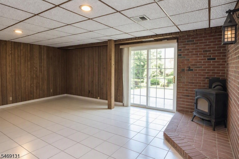 1257 Shaffer Avenue Roselle NJ 07203