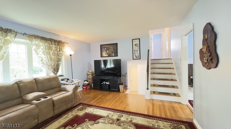 1257 Shaffer Avenue Roselle NJ 07203