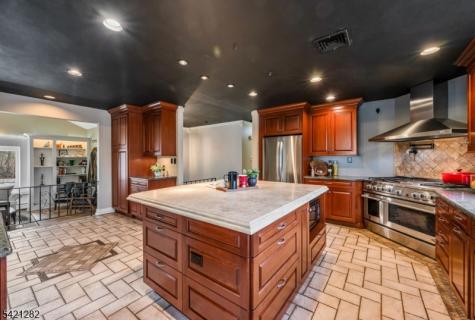 87 Buena Vista Drive Ringwood NJ 07456