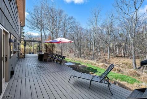 87 Buena Vista Drive Ringwood NJ 07456