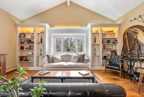 87 Buena Vista Drive Ringwood NJ 07456