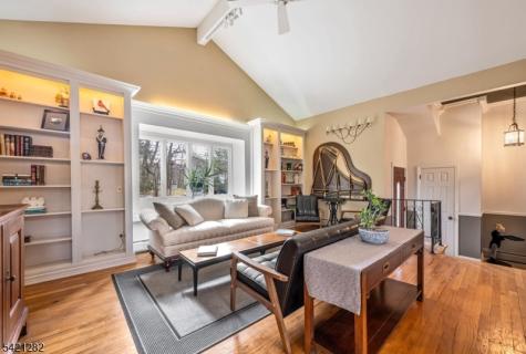 87 Buena Vista Drive Ringwood NJ 07456