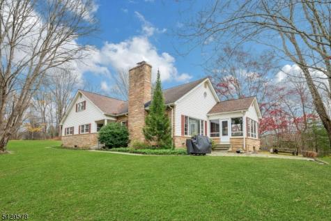 16 Stillwater Road Blairstown NJ 07825
