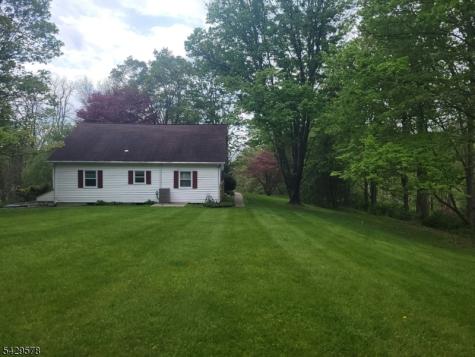16 Stillwater Road Blairstown NJ 07825