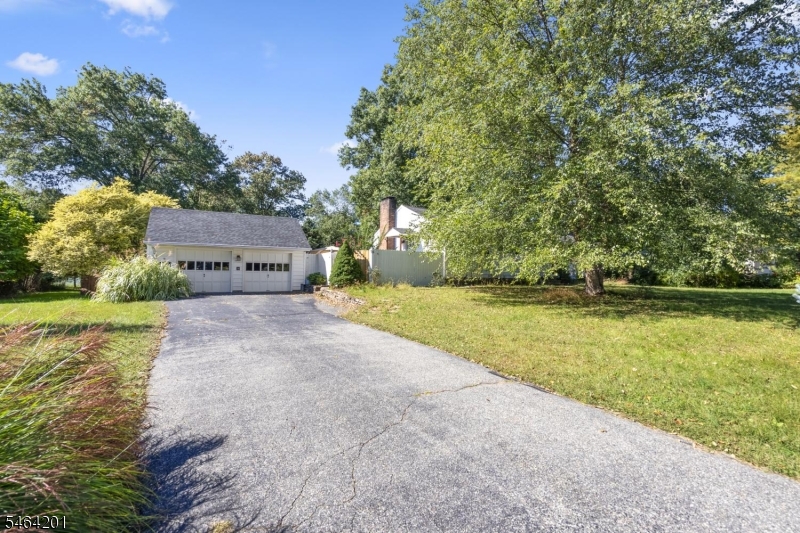 16 Dayton Road Raritan NJ 08822