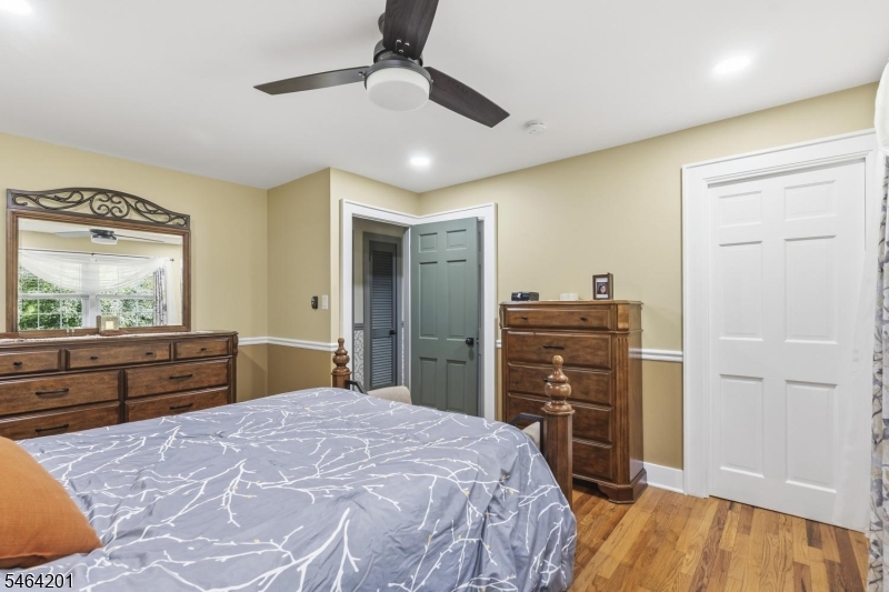 16 Dayton Road Raritan NJ 08822