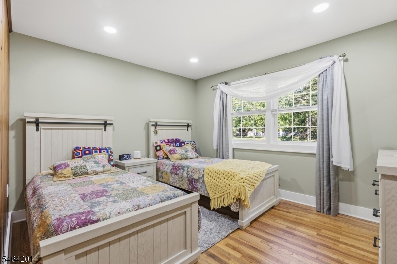 16 Dayton Road Raritan NJ 08822
