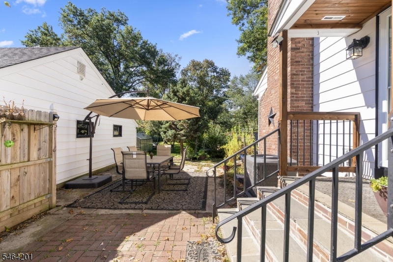 16 Dayton Road Raritan NJ 08822