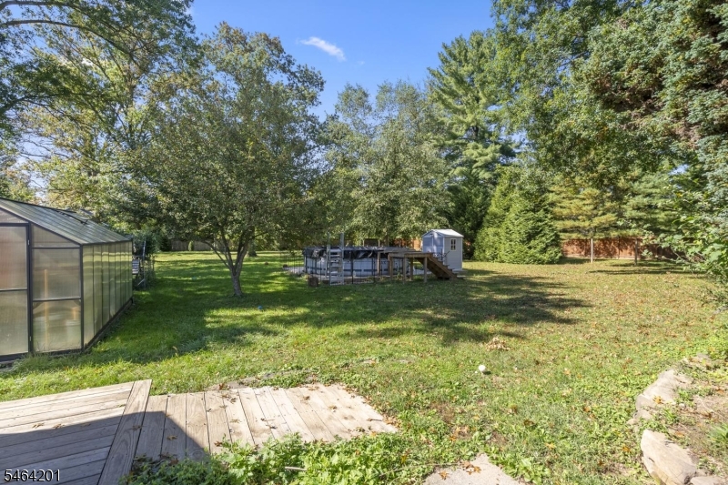 16 Dayton Road Raritan NJ 08822