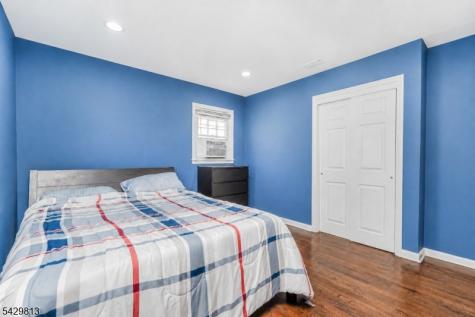 65 Hilltop Court Clifton NJ 07012