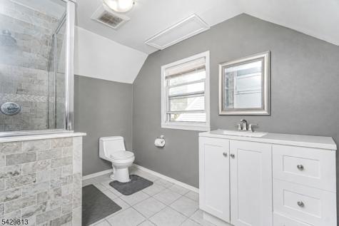 65 Hilltop Court Clifton NJ 07012