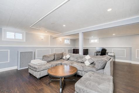 65 Hilltop Court Clifton NJ 07012