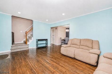 65 Hilltop Court Clifton NJ 07012