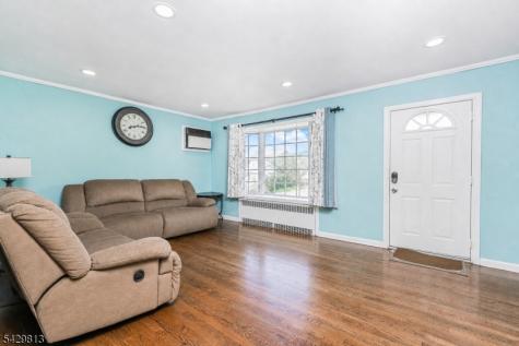 65 Hilltop Court Clifton NJ 07012