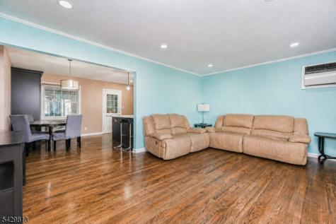 65 Hilltop Court Clifton NJ 07012