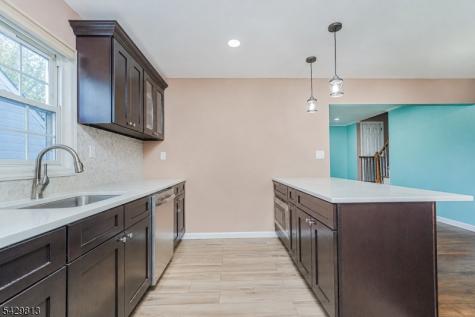 65 Hilltop Court Clifton NJ 07012
