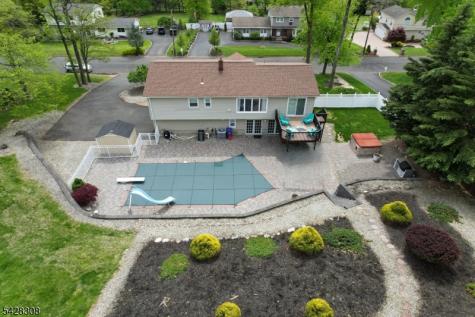 13 Forest Lane Green Brook NJ 08812