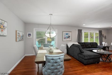 13 Forest Lane Green Brook NJ 08812