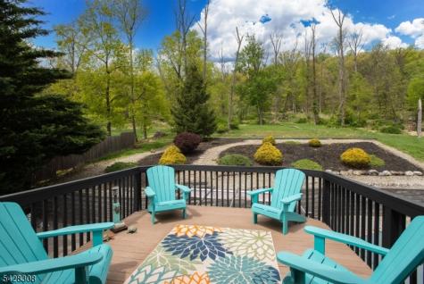 13 Forest Lane Green Brook NJ 08812