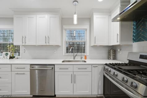 2 Pioneer Drive Howell NJ 07731