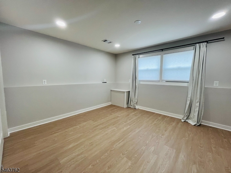 301 N 16th Street Kenilworth NJ 07033