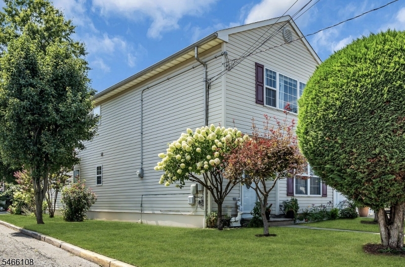 425 Thomas Street Perth Amboy NJ 08861