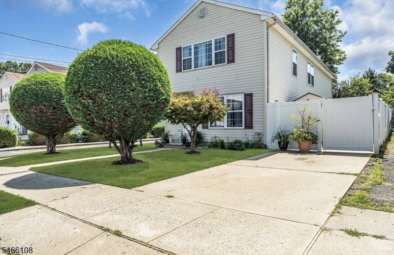 425 Thomas Street Perth Amboy NJ 08861