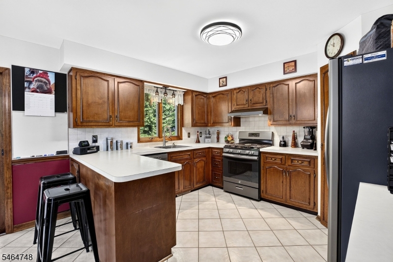 27 Edgemere Terrace Washington NJ 07882